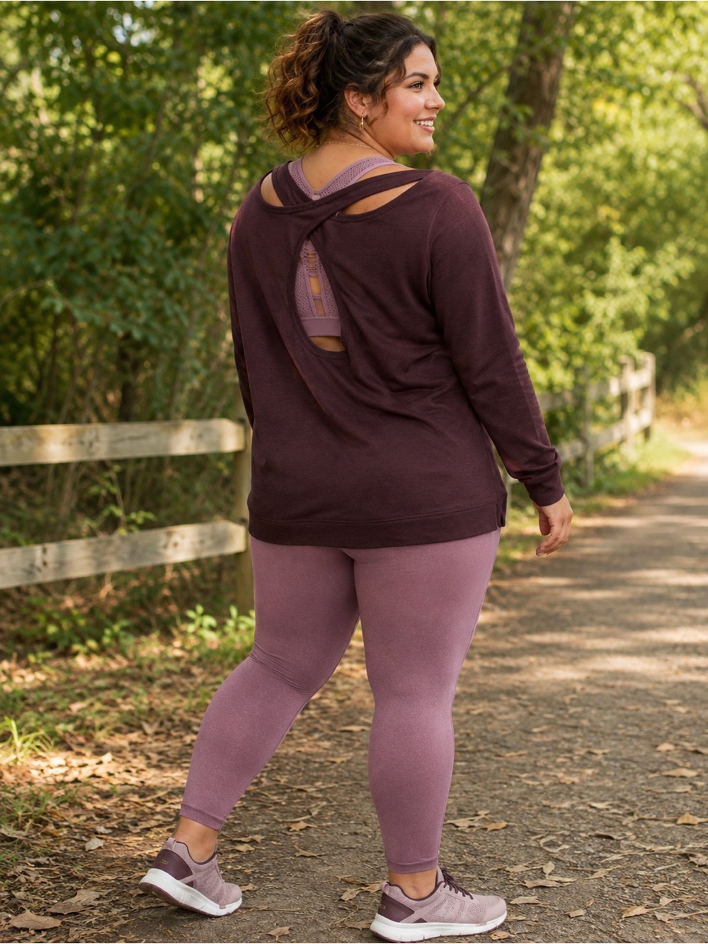 OLD NAVY ACTIVE Women's Maroon Raisin Crisscross Back Sweatshirt XXL
